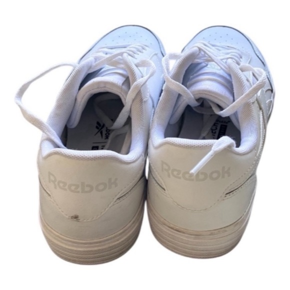 Reebok White Women's Club Memt Bold Sneakers with Chunky Sole and Sporty Design - Picture 5 of 6